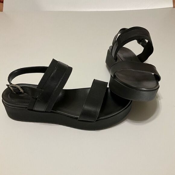 Black Platform Strap Sandals, Size 38/7.5.
Fisherman Sandals - Picture 2 of 12